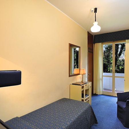 אורבינו Hotel & Residence Dei Duchi מראה חיצוני תמונה
