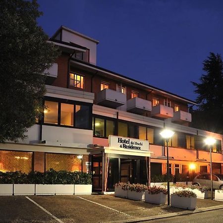 אורבינו Hotel & Residence Dei Duchi מראה חיצוני תמונה