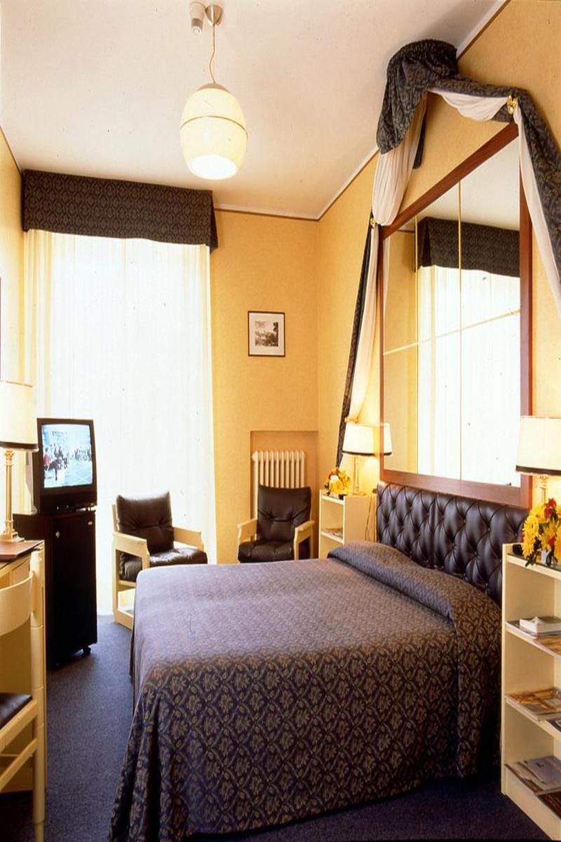 אורבינו Hotel & Residence Dei Duchi מראה חיצוני תמונה