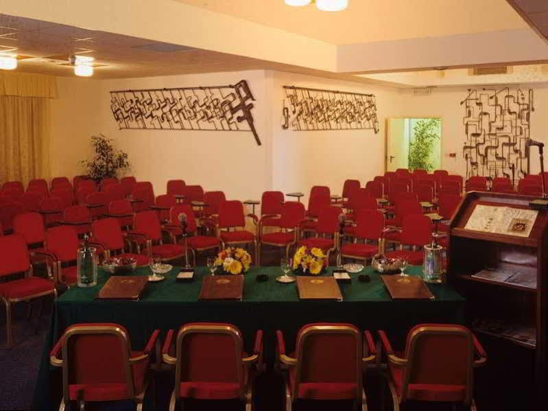 אורבינו Hotel & Residence Dei Duchi מראה חיצוני תמונה