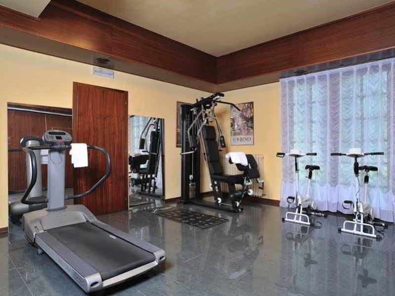 אורבינו Hotel & Residence Dei Duchi מראה חיצוני תמונה